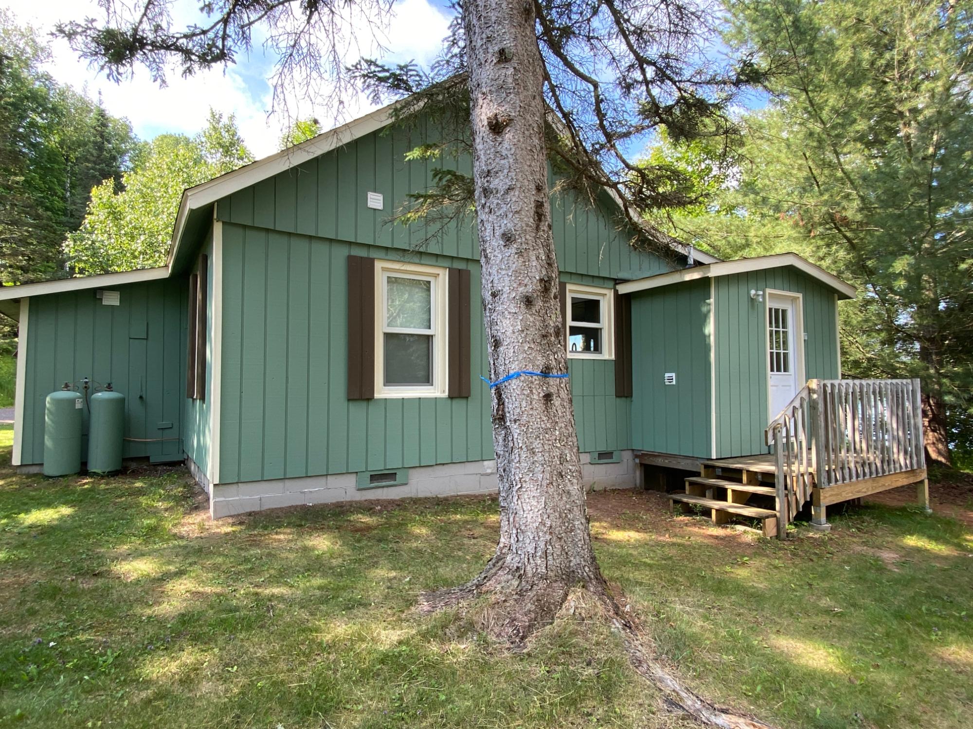 Oxbow Lake Property 8195 Bay Rd E Photo 8