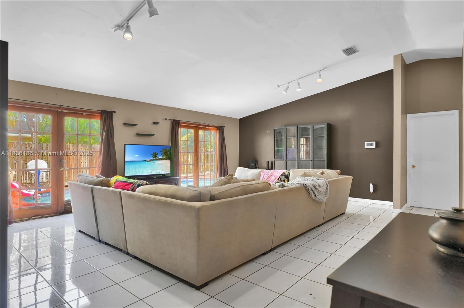 Homes for sale in Miami, FL | 10405 Sw 146Th Ave, Miami, FL 33186 | MLS# A11836186