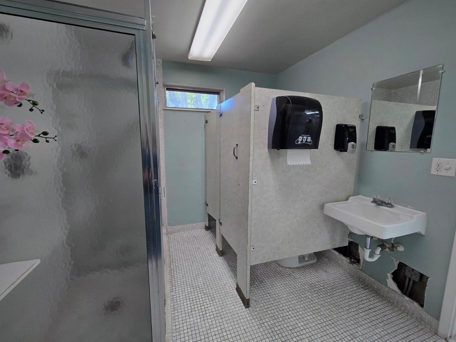 Homes for sale in Lighthouse Point, FL | 4500 N Federal Hwy #303, Lighthouse Point, FL 33064 | MLS# F10514362