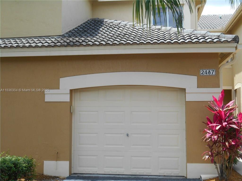 Homes for sale in Weston, FL | 2487 Cordoba Bnd, Weston, FL 33327 | MLS# A11836304