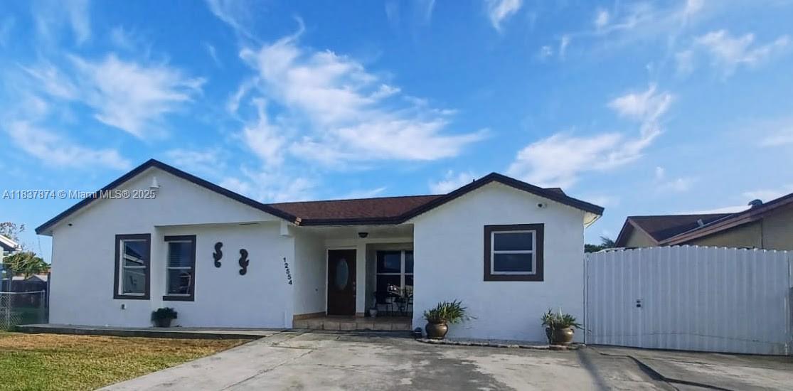Homes for sale in Miami, FL | 12554 Sw 211th Ter, Miami, FL 33177 | MLS# A11837874