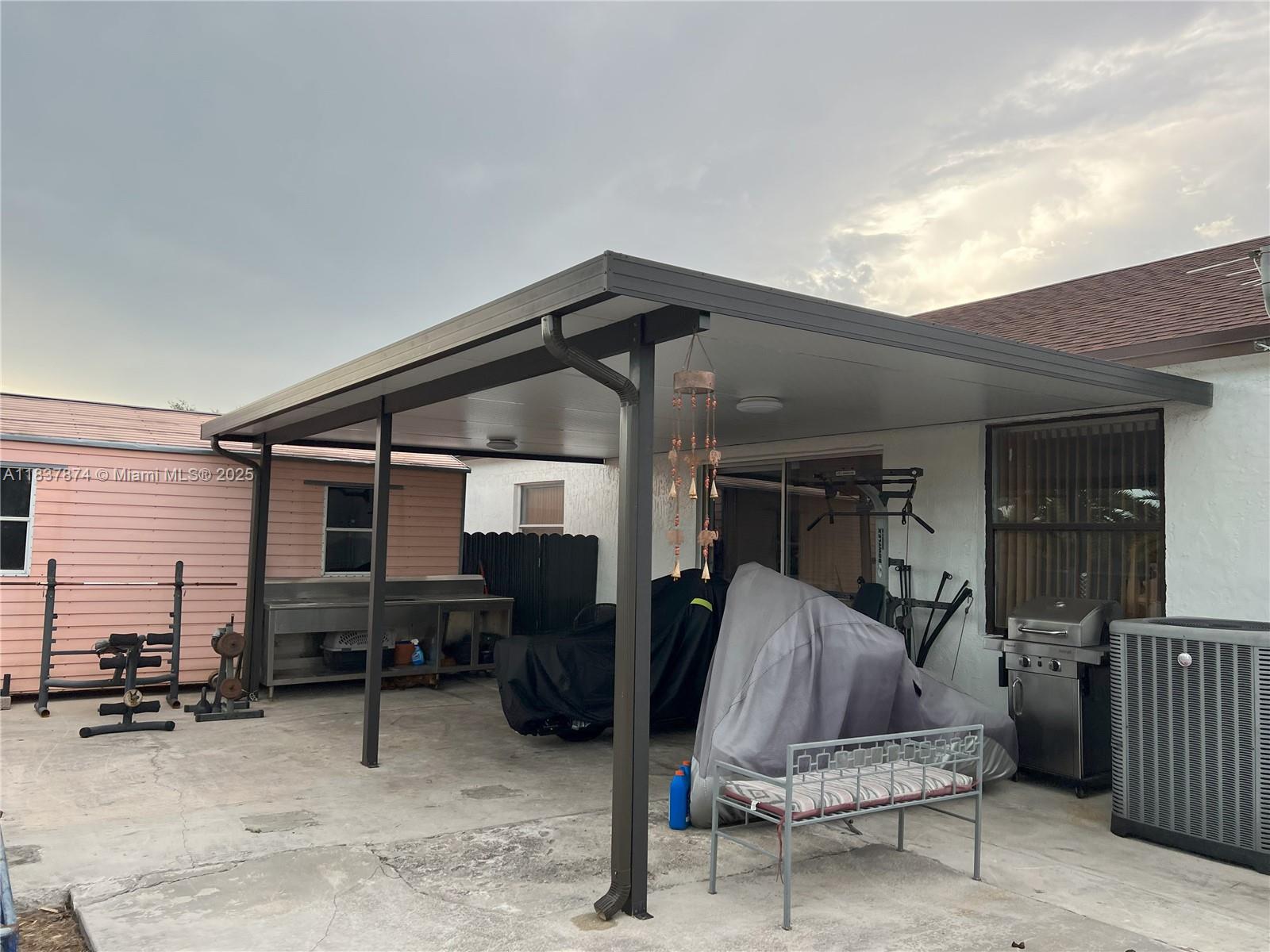 Homes for sale in Miami, FL | 12554 Sw 211th Ter, Miami, FL 33177 | MLS# A11837874