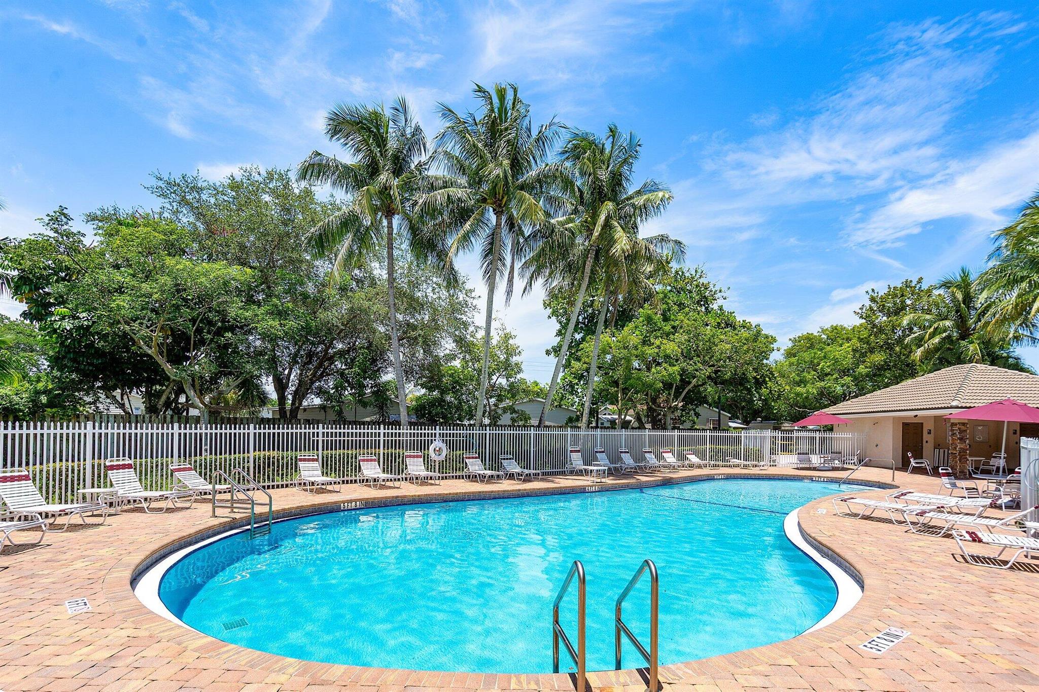 Homes for sale in Coconut Creek, FL | 4074 Nw 62nd Dr, Coconut Creek, FL 33073 | MLS# R11106351