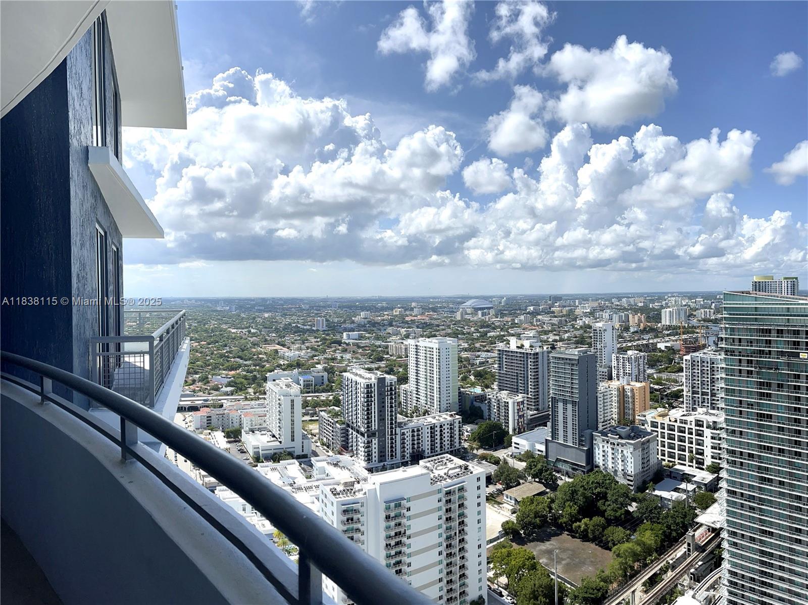 60 SW 13th St #3826, Miami FL 33130