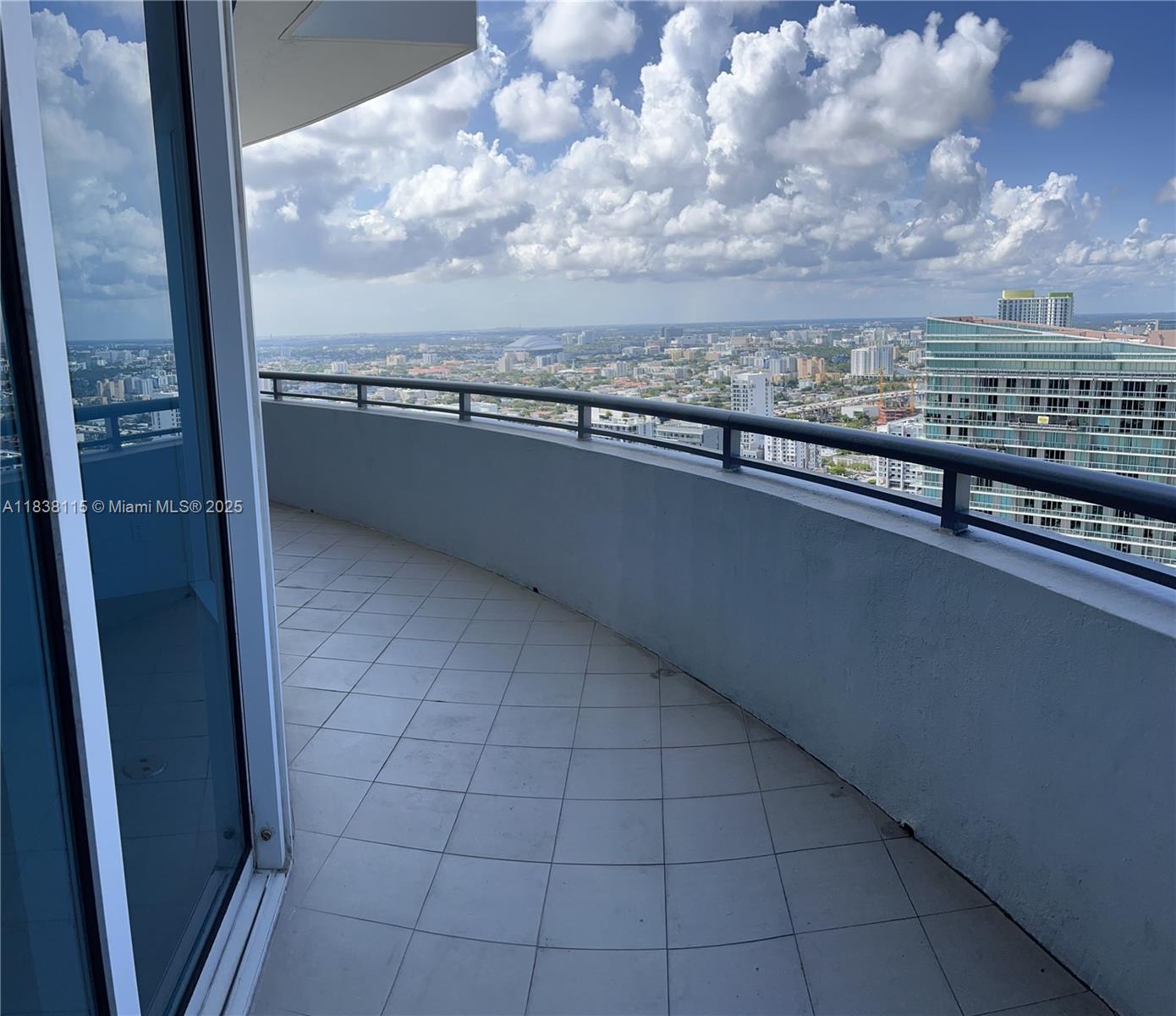 60 SW 13th St #3826, Miami FL 33130