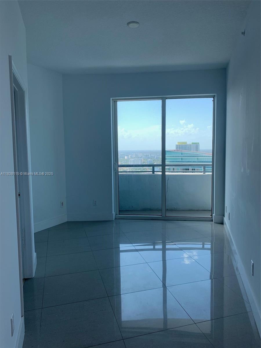 60 SW 13th St #3826, Miami FL 33130