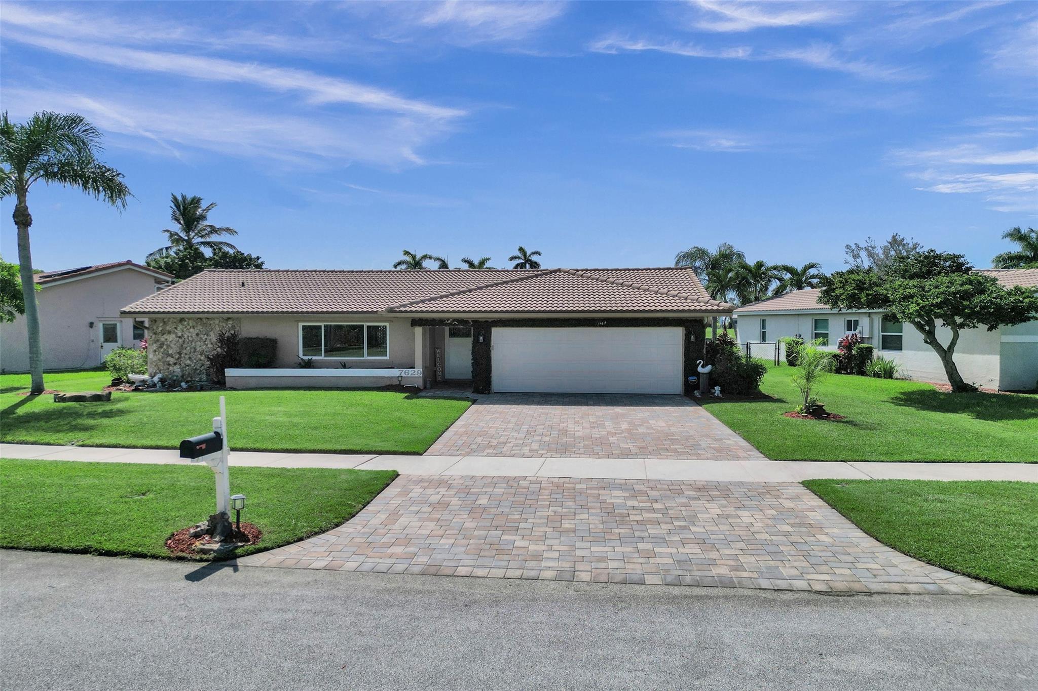 7629 Sunflower Dr Margate FL 33063 | F10512571
