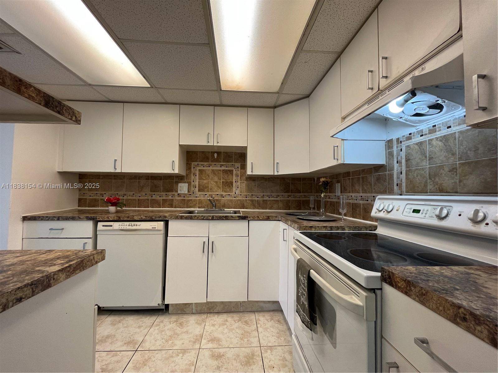 Heritage Circle Condo