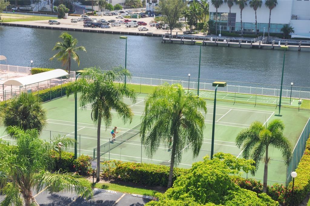 Towers Of Oceanview East