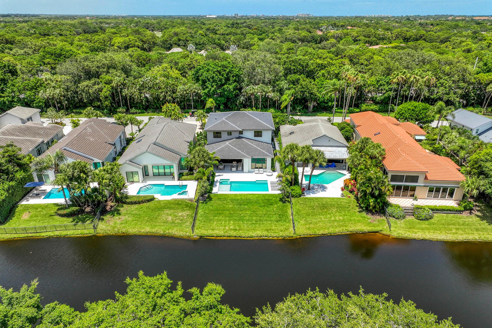 Homes for sale in Palm Beach Gardens, FL | 3330 Degas Dr W, Palm Beach Gardens, FL 33410 | MLS# R11106534