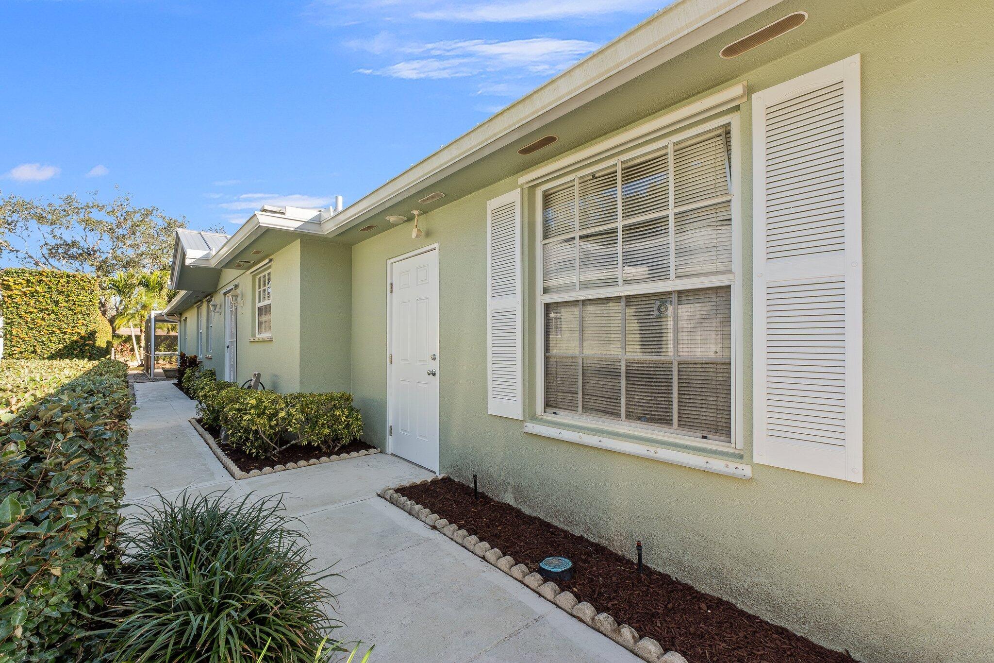 Homes for sale in Palm City, FL | 2977 Sw Waterfall Trace, Palm City, FL 34990 | MLS# R11106597