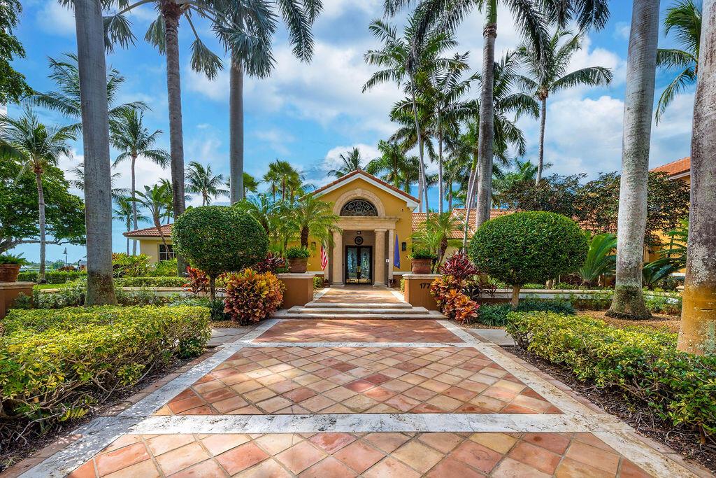 Homes for sale in Hypoluxo, FL | 160 Yacht Club Way #109, Hypoluxo, FL 33462 | MLS# R11106619