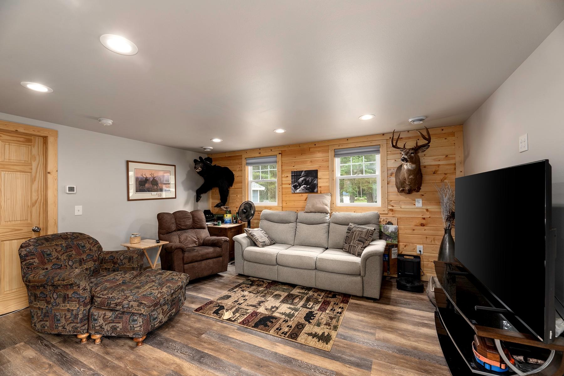 Lake Nokomis Property 1908 Summer Breeze Ln Photo 4