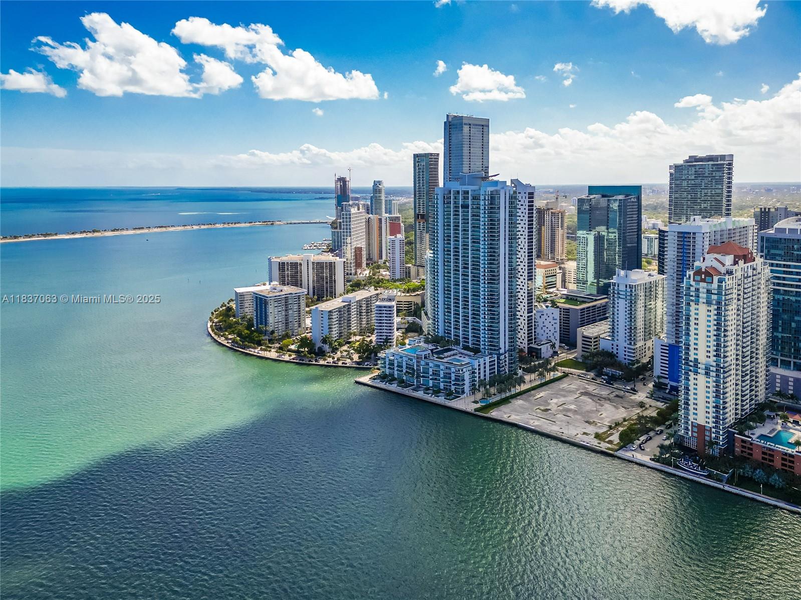 1331 Brickell Bay Dr #2007, Miami FL 33131