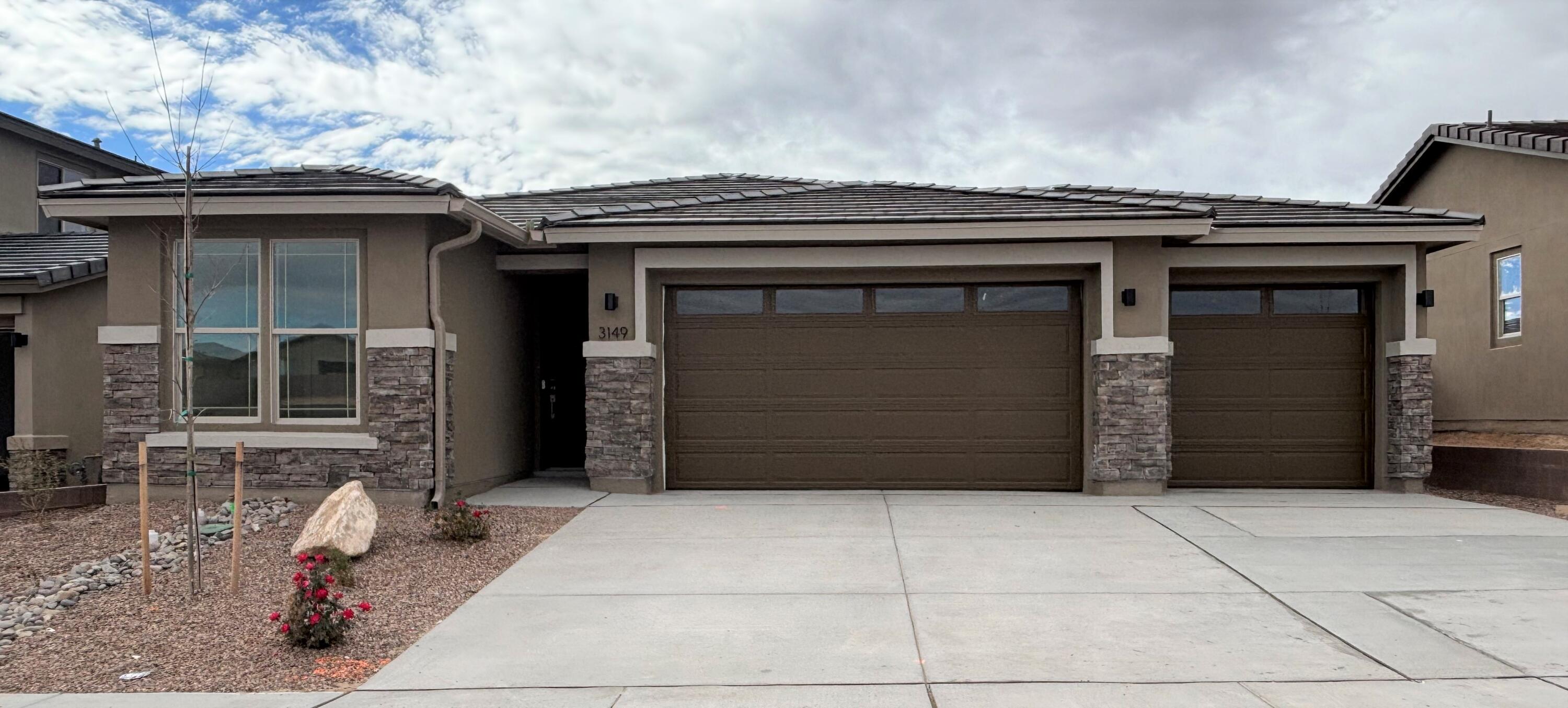3149 Wolf Tail Loop, Rio Rancho NM 87144
