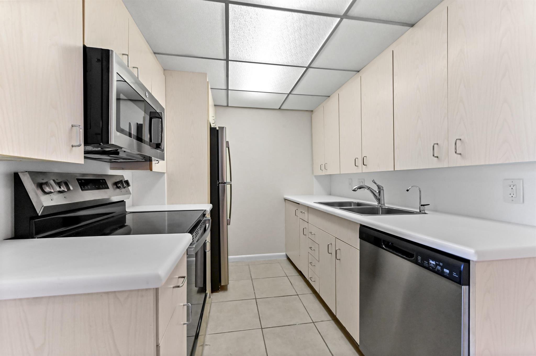 Homes for sale in Boca Raton, FL | 1010 Newcastle A #1010, Boca Raton, FL 33434 | MLS# R11106761