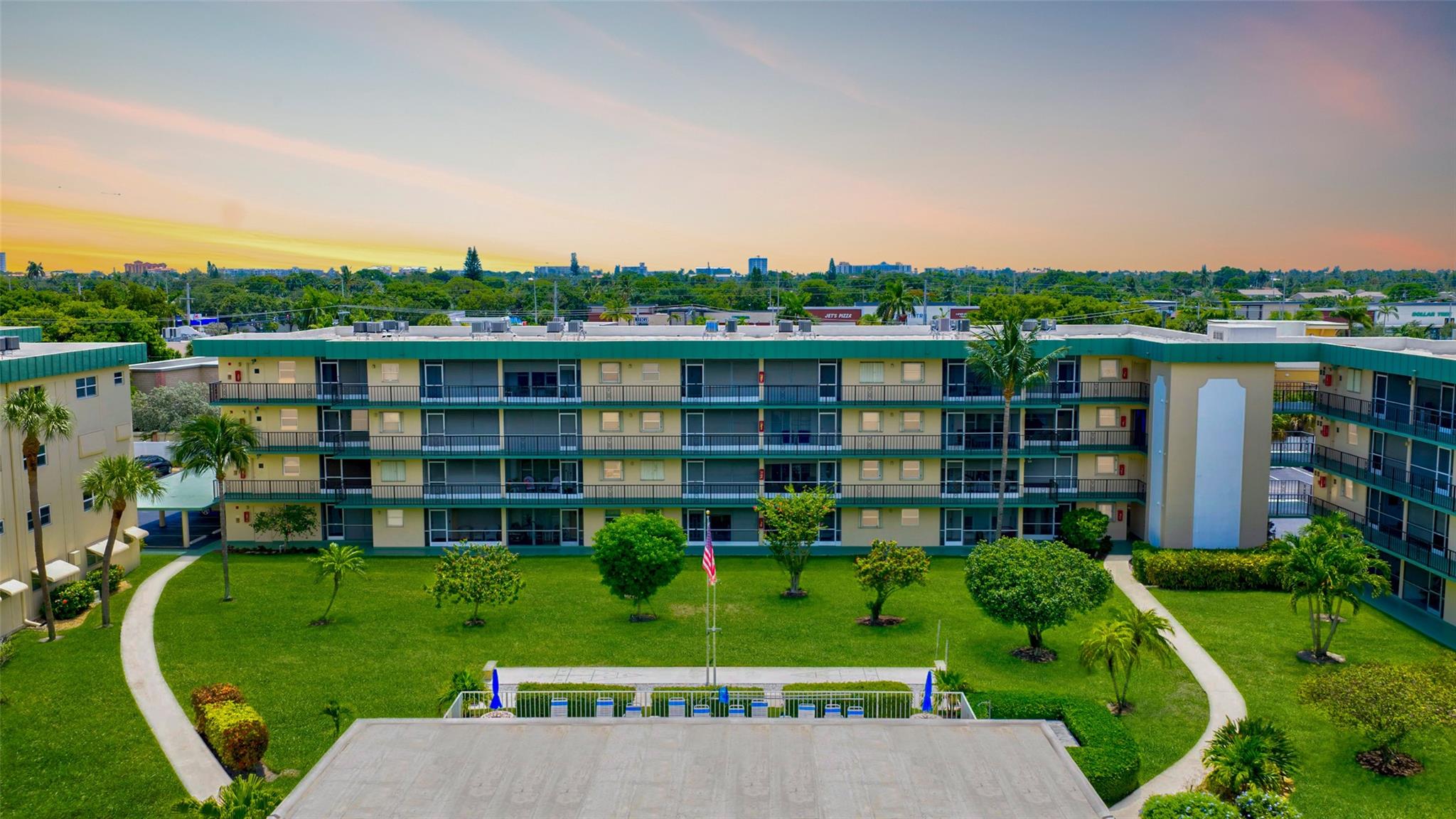 Hampton Gardens Condos