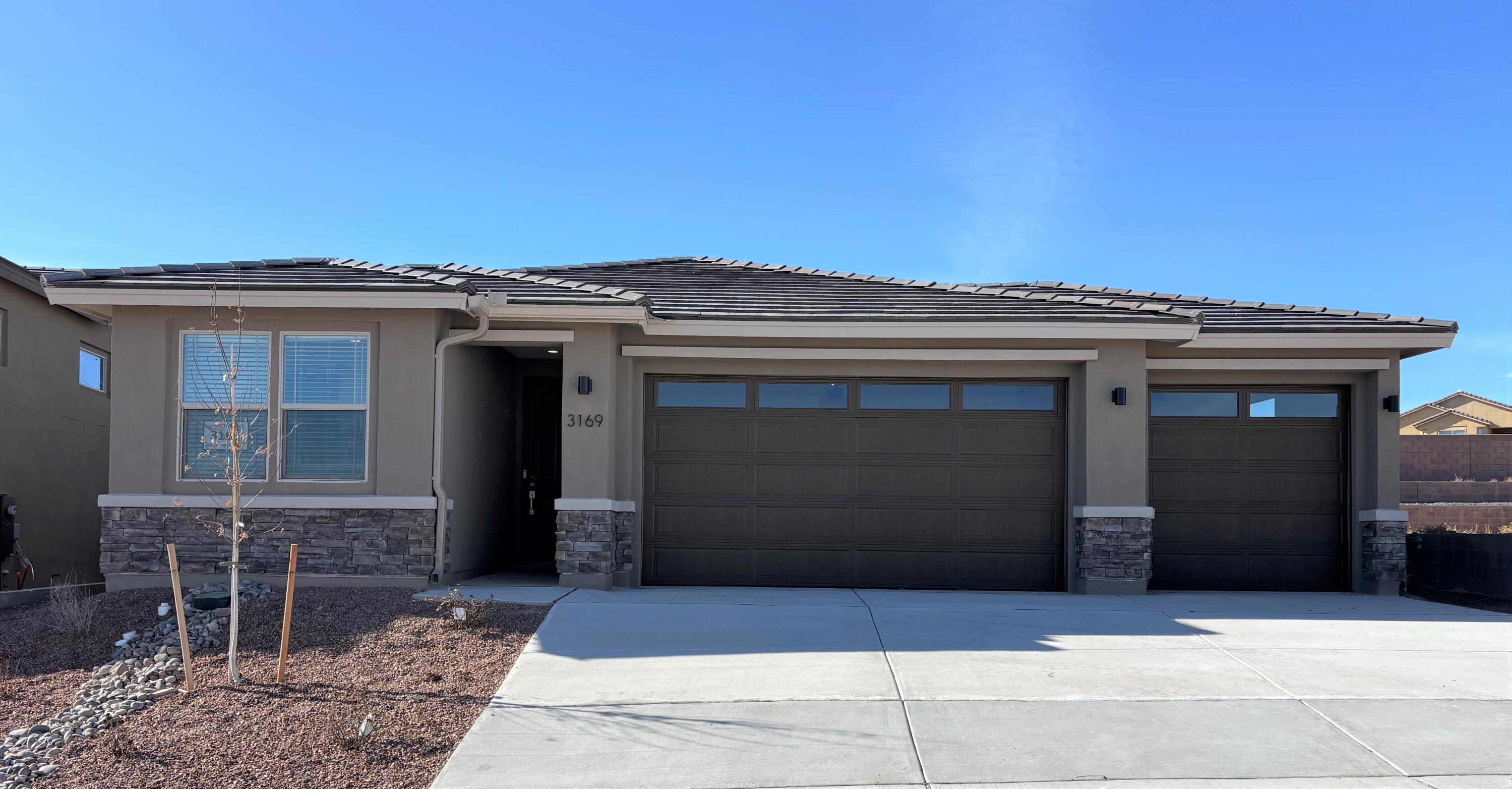 3169 Wolf Tail Loop, Rio Rancho NM 87144