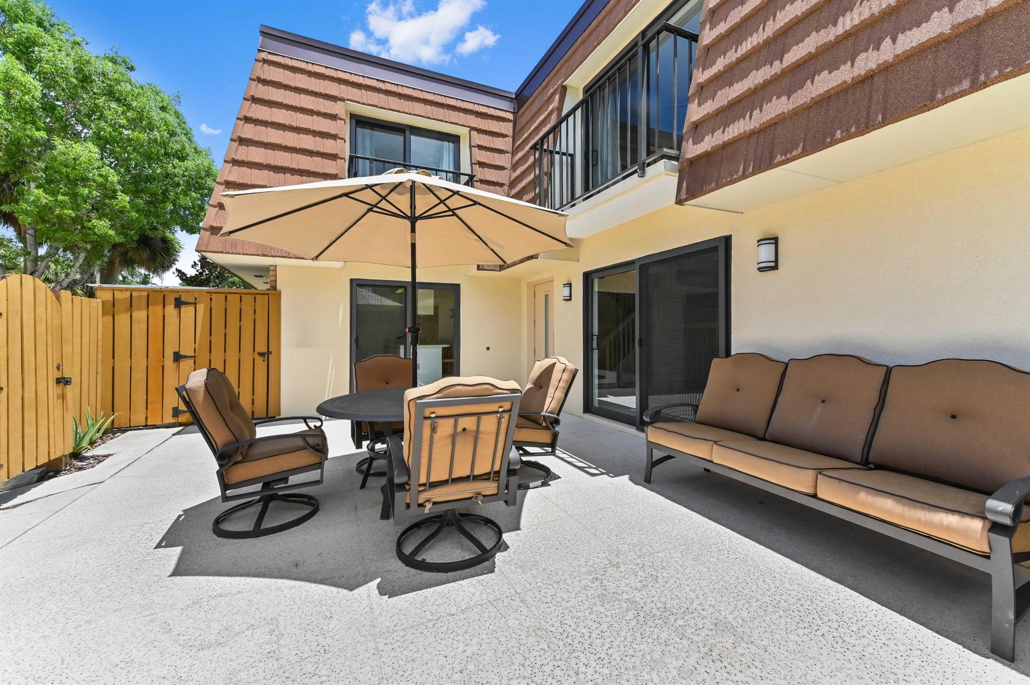 Homes for sale in Jupiter, FL | 3073 30th Court, Jupiter, FL 33477 | MLS# R11106865