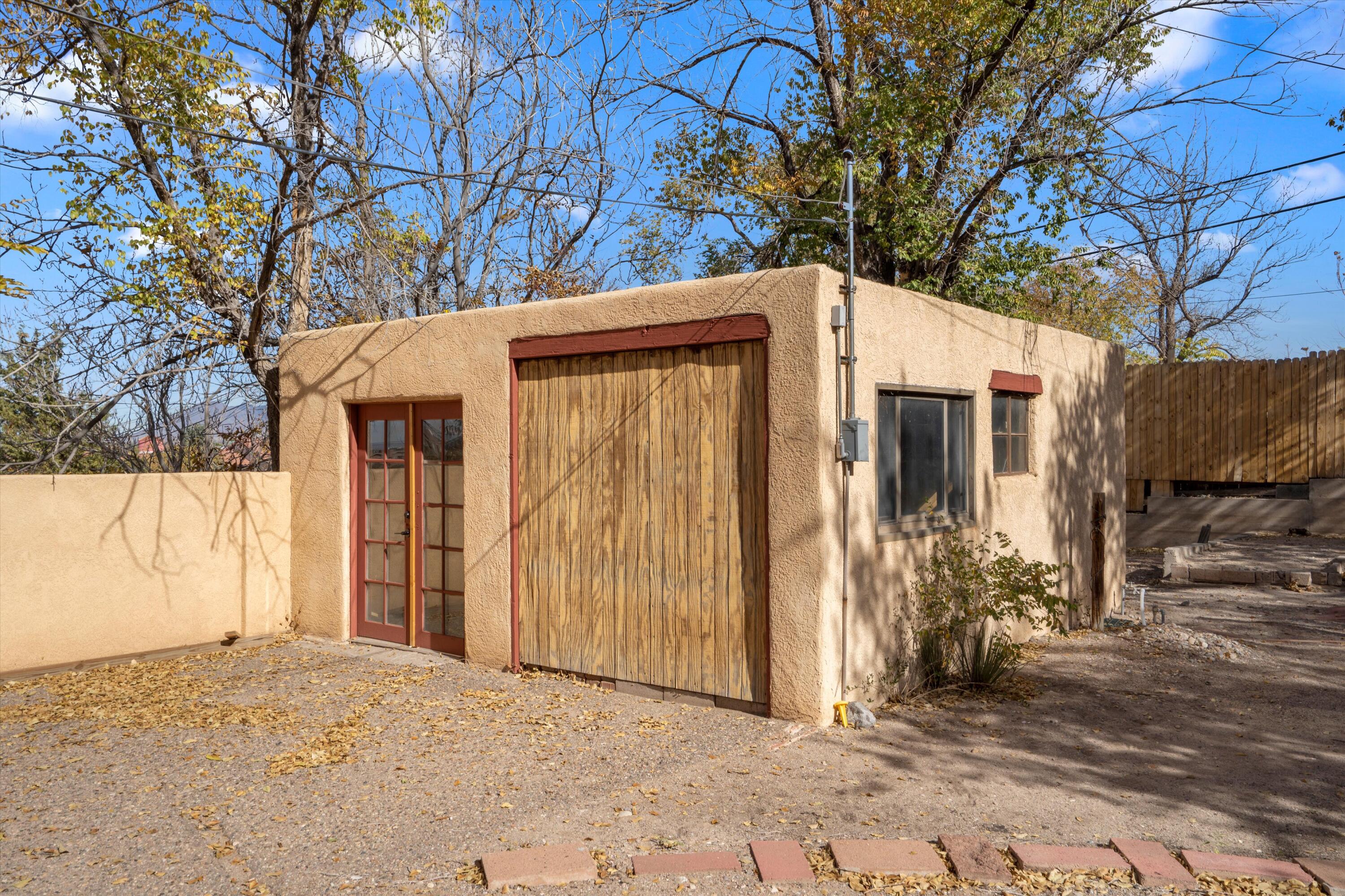 Homes for sale in Albuquerque, NM | 218 Amherst Dr Se, Albuquerque, NM 87106 | MLS# 1087731