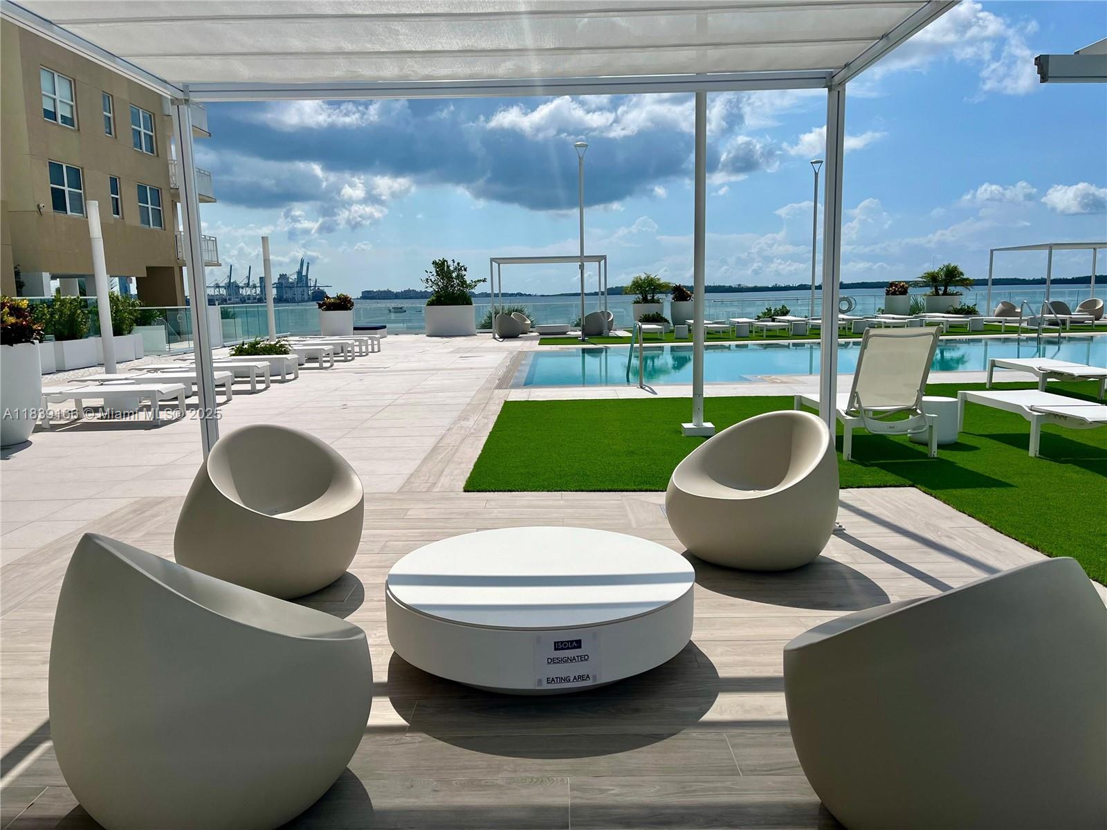 770 Claughton Island Dr #1415, Miami FL 33131