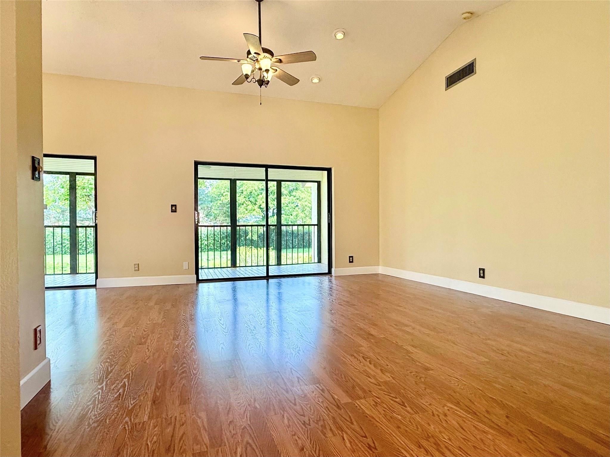 Homes for sale in Boynton Beach, FL | 10805 Bahama Palm Way #201, Boynton Beach, FL 33437 | MLS# F10514583