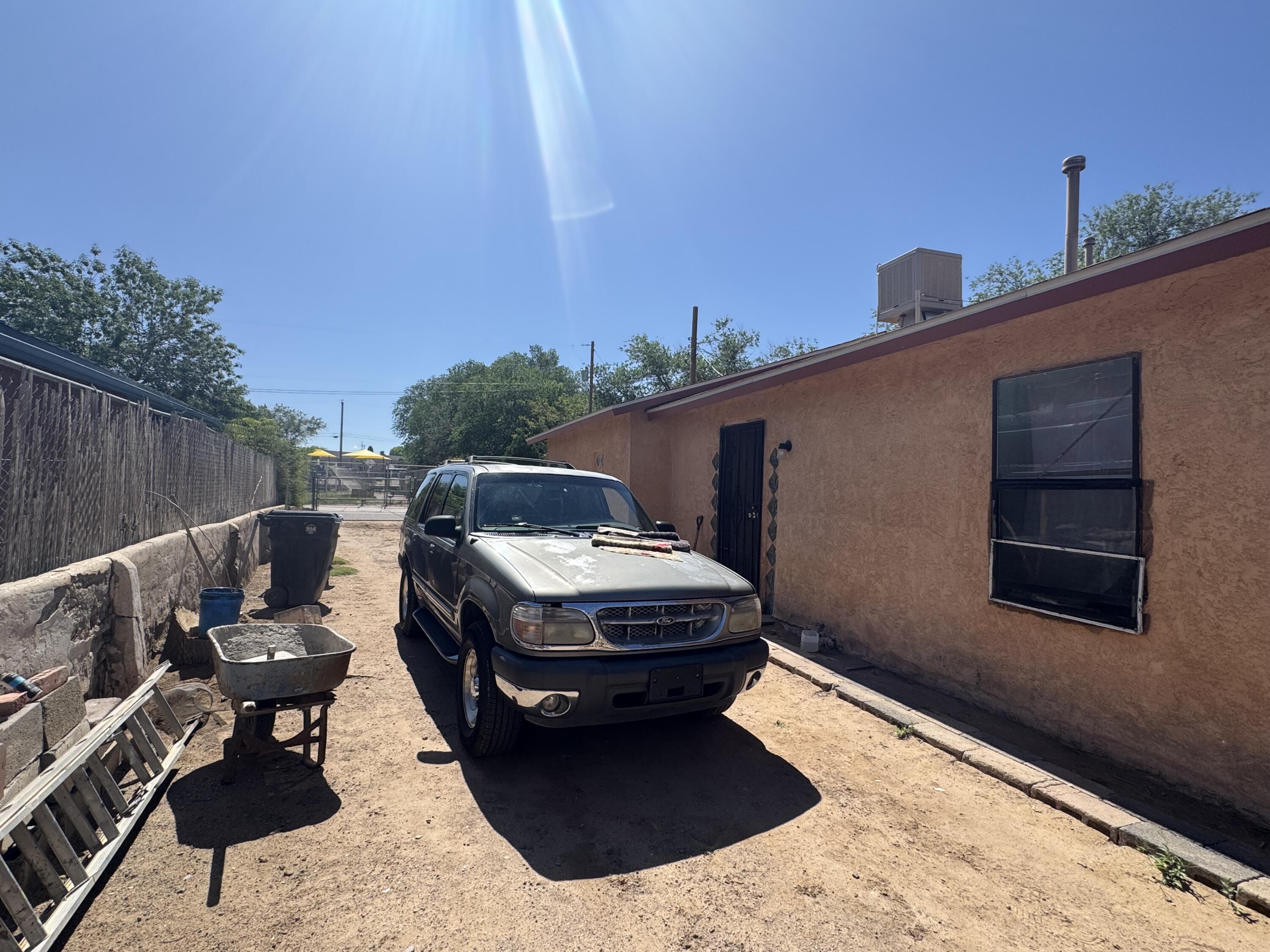 Homes for sale in Albuquerque, NM | 2007 Hinkle St Se, Albuquerque, NM 87102 | MLS# 1087758