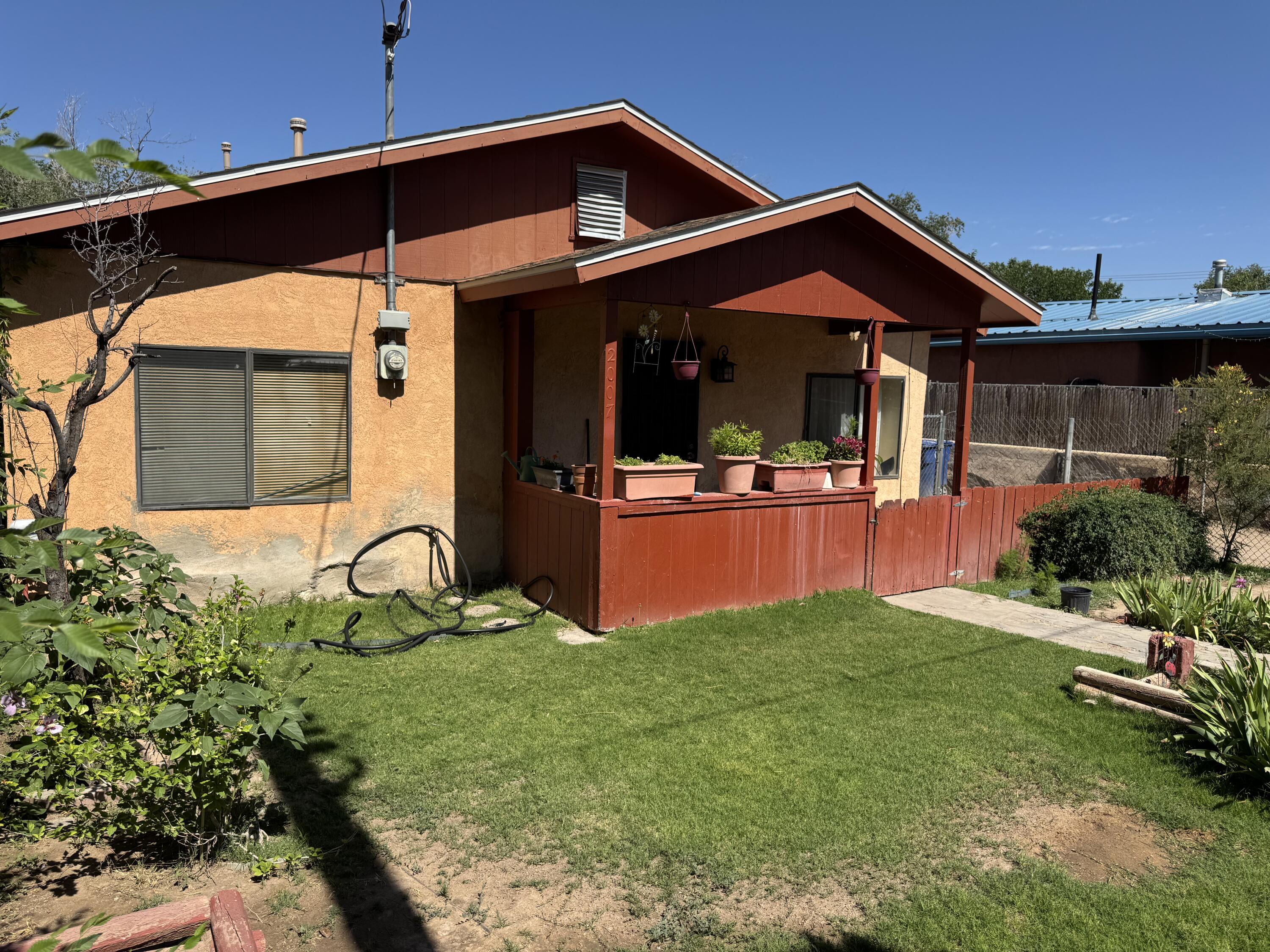 Homes for sale in Albuquerque, NM | 2007 Hinkle St Se, Albuquerque, NM 87102 | MLS# 1087758