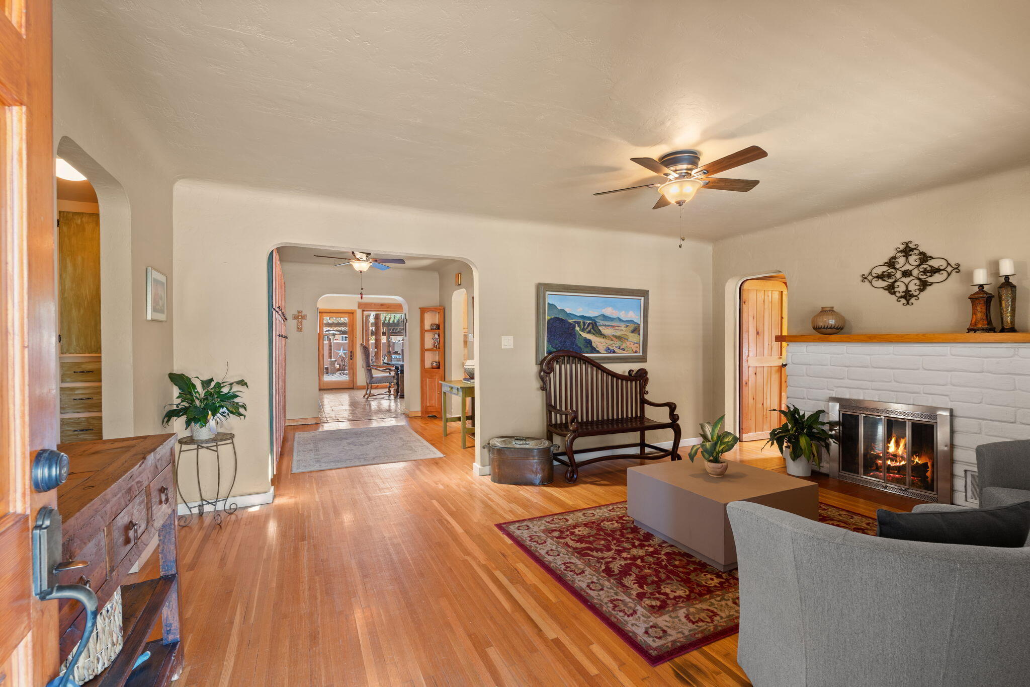 Homes for sale in Los Ranchos, NM | 704 Tyler Rd Nw, Los Ranchos, NM 87107 | MLS# 1087787