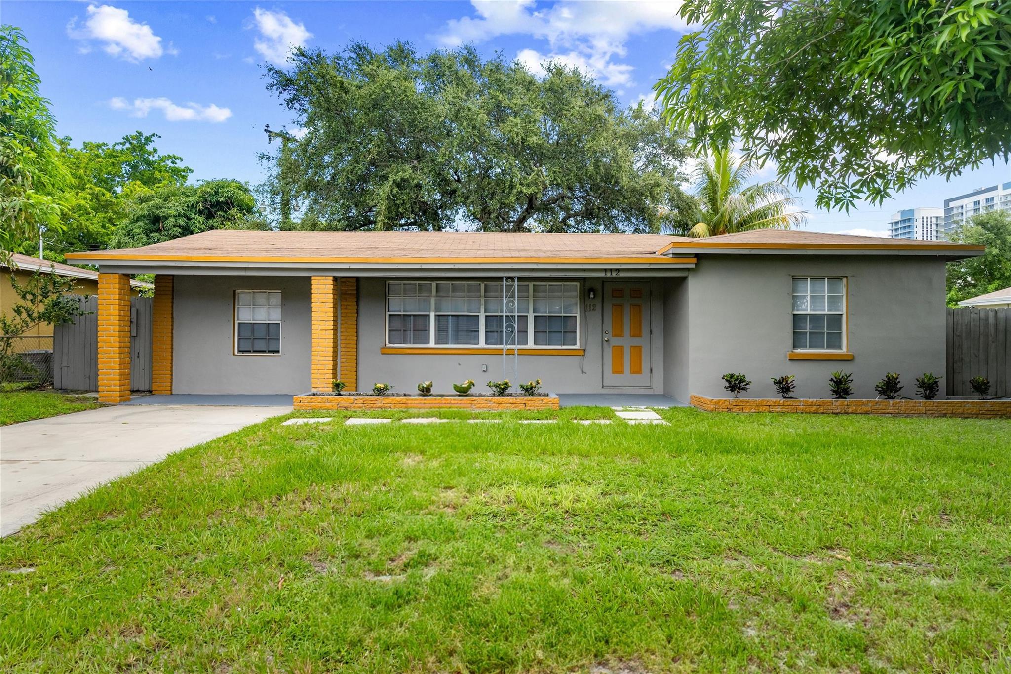 112 W 35th St, Riviera Beach, FL 33404, 3 Bedrooms , 2 Bathrooms ,Single Family Residence,Sold,F10514960, Horizon Palm Realty Group