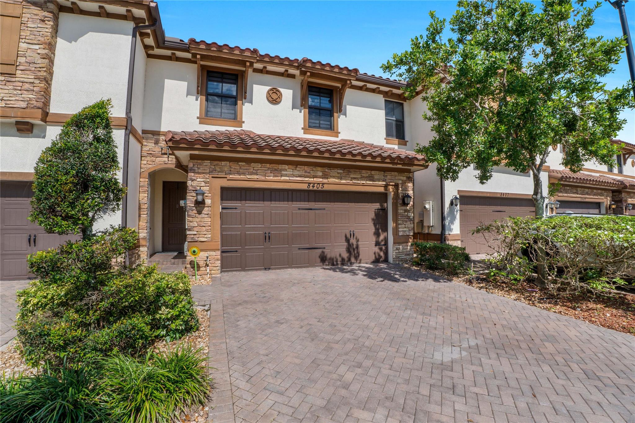 Homes for sale in Parkland, FL | 8405 Lakeview Trl, Parkland, FL 33076 | MLS# F10513268