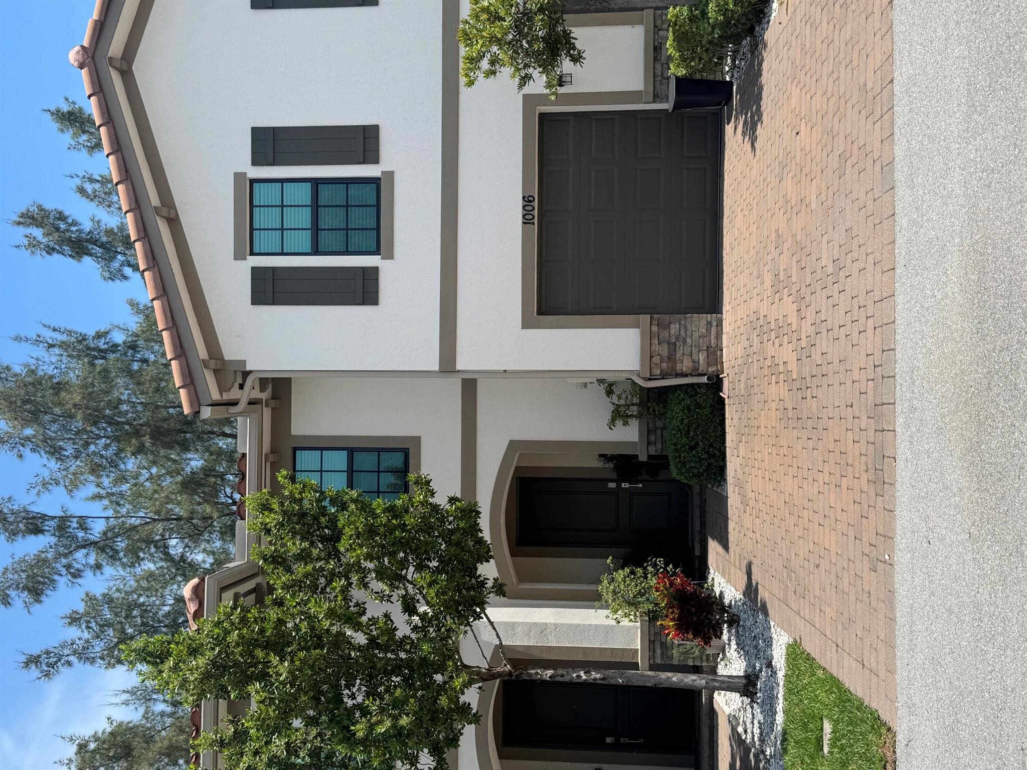 Homes for sale in Riviera Beach, FL | 1006 Sweet Briar Lane, Riviera Beach, FL 33410 | MLS# R11107257