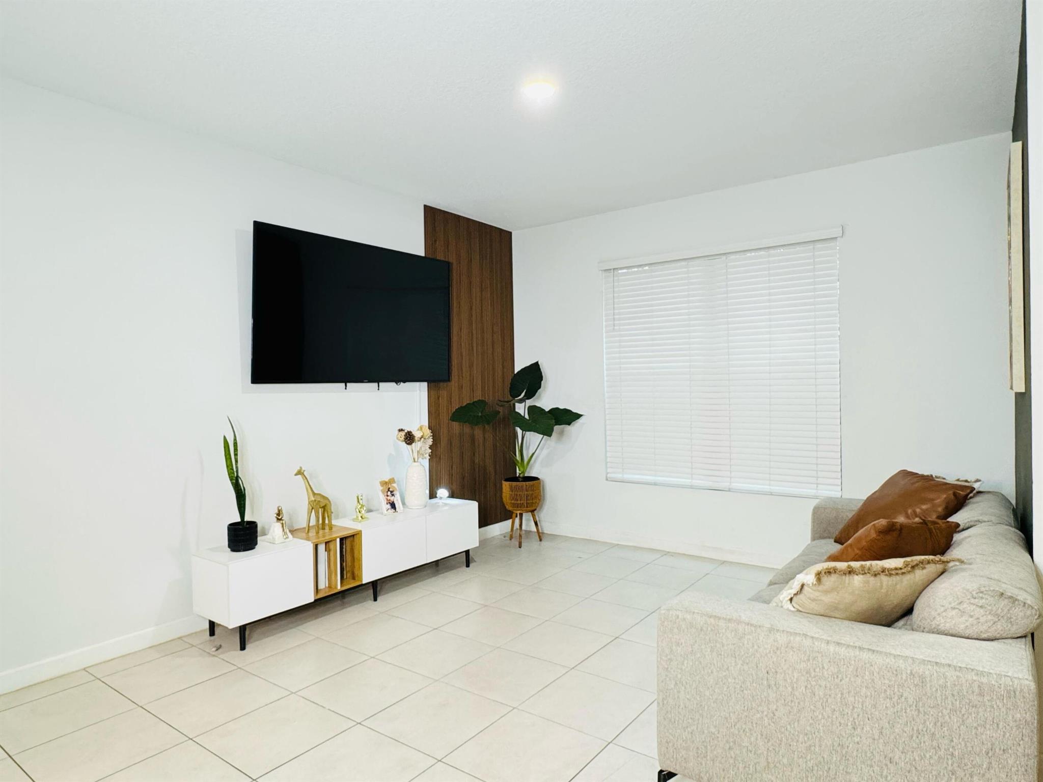 Homes for sale in Riviera Beach, FL | 1006 Sweet Briar Lane, Riviera Beach, FL 33410 | MLS# R11107257