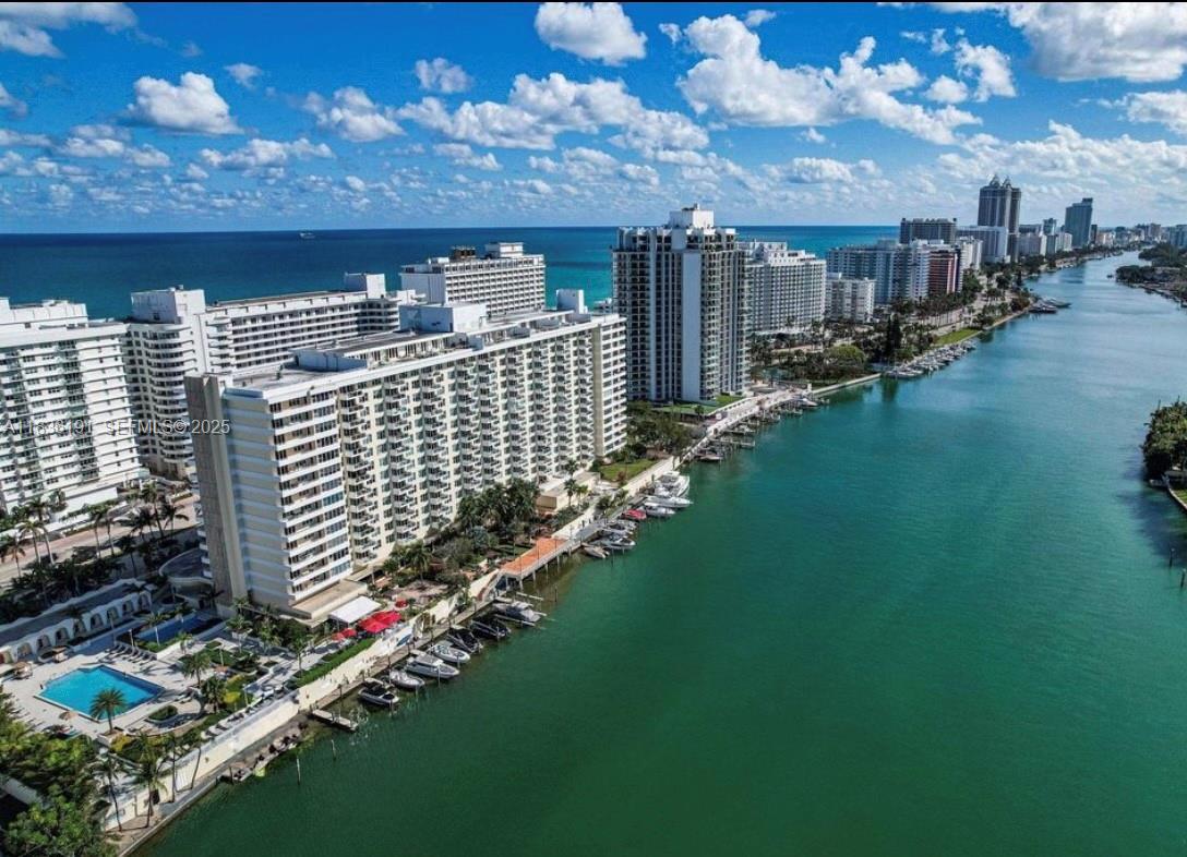 5600 Collins Ave 10A