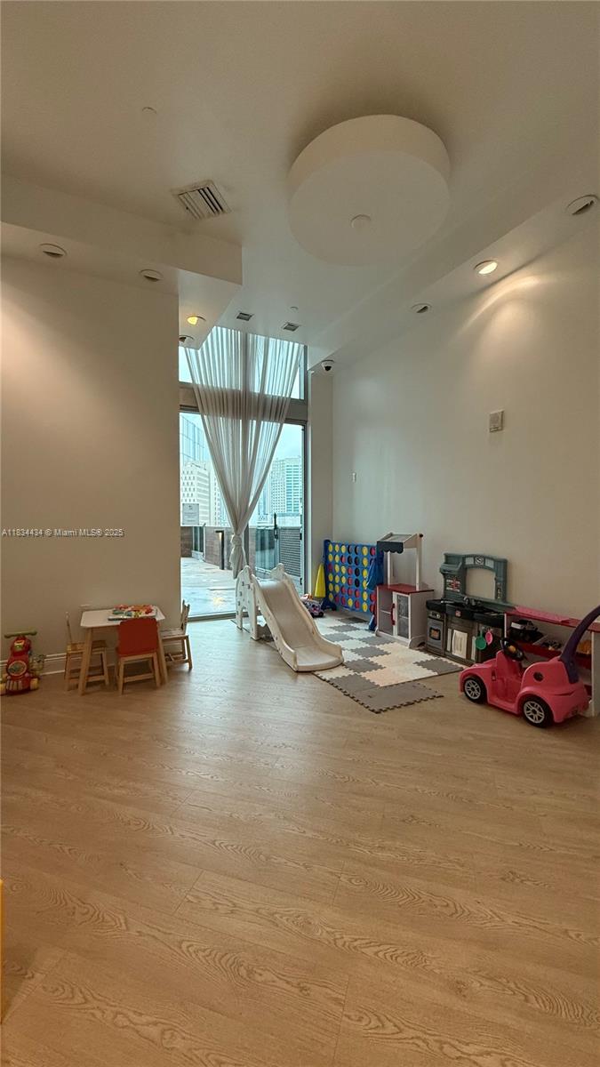 350 S Miami Ave #312, Miami FL 33130