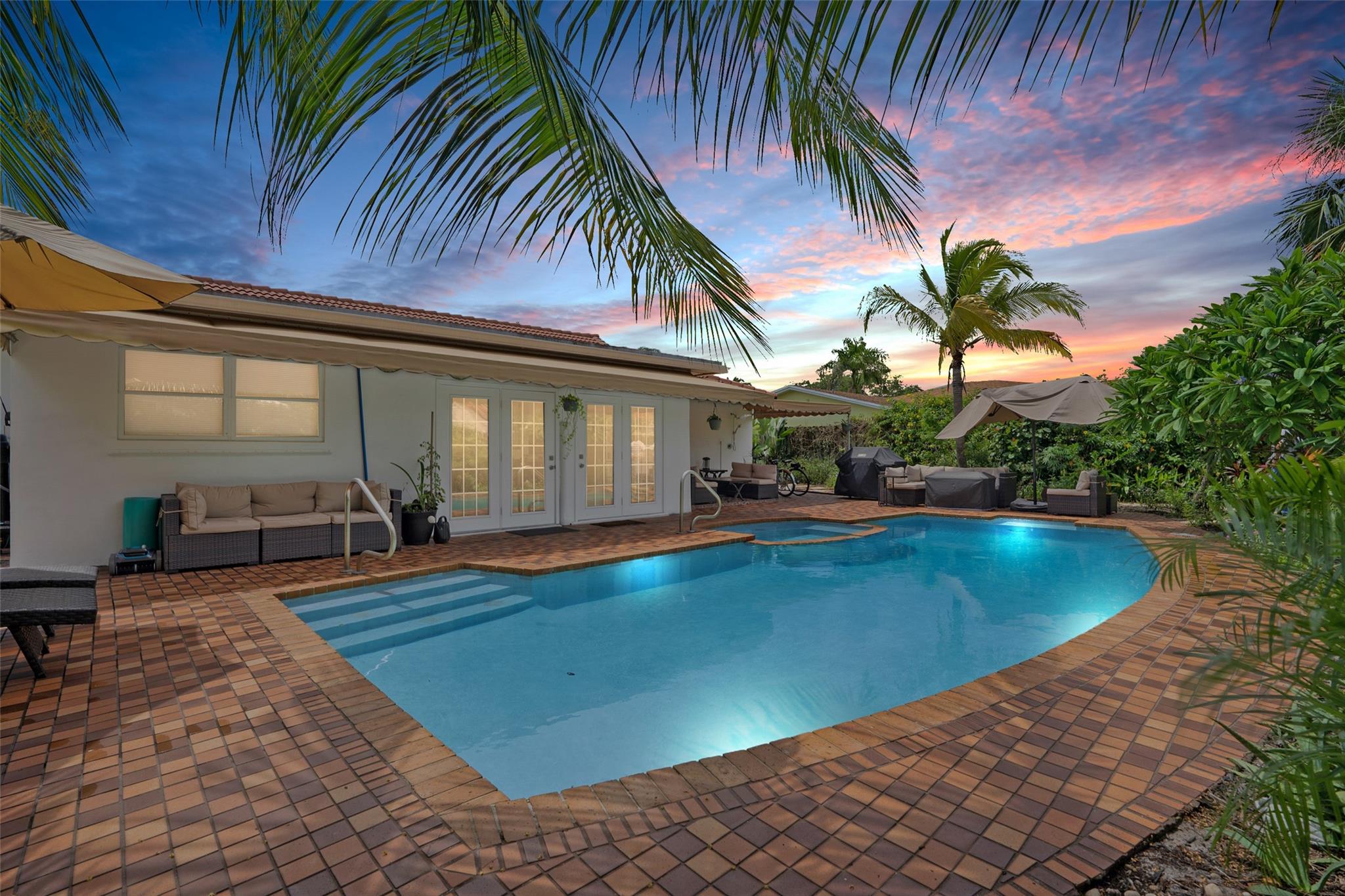 Homes for sale in Boca Raton, FL | 241 Sw 13Th St, Boca Raton, FL 33432 | MLS# F10515064