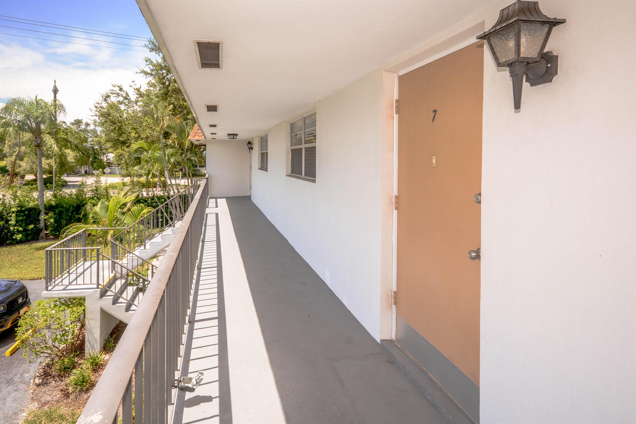 Homes for sale in Stuart, FL | 2950 Se Ocean Boulevard #1-7, Stuart, FL 34996 | MLS# R11107385