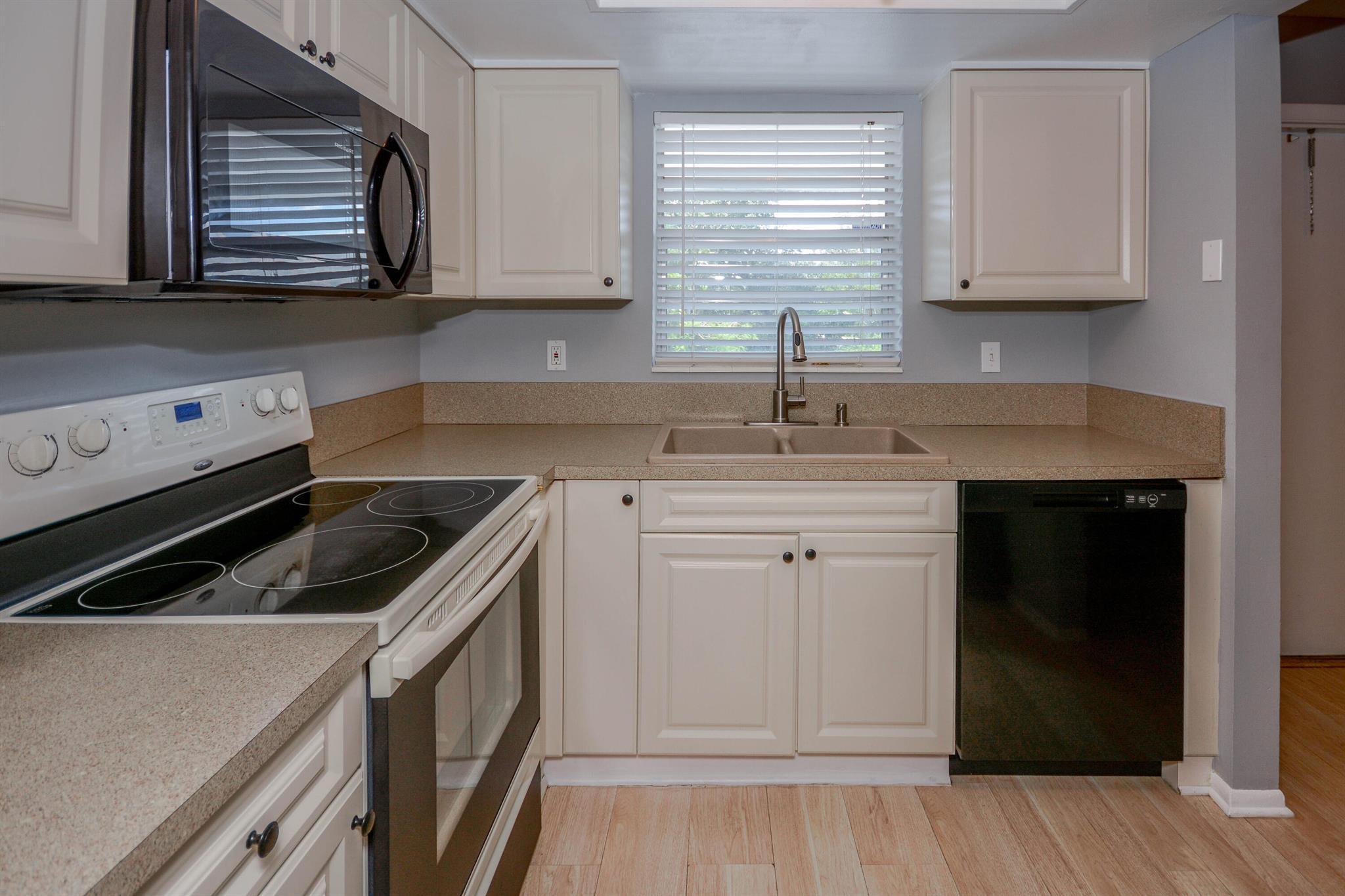 Homes for sale in Stuart, FL | 2950 Se Ocean Boulevard #1-7, Stuart, FL 34996 | MLS# R11107385