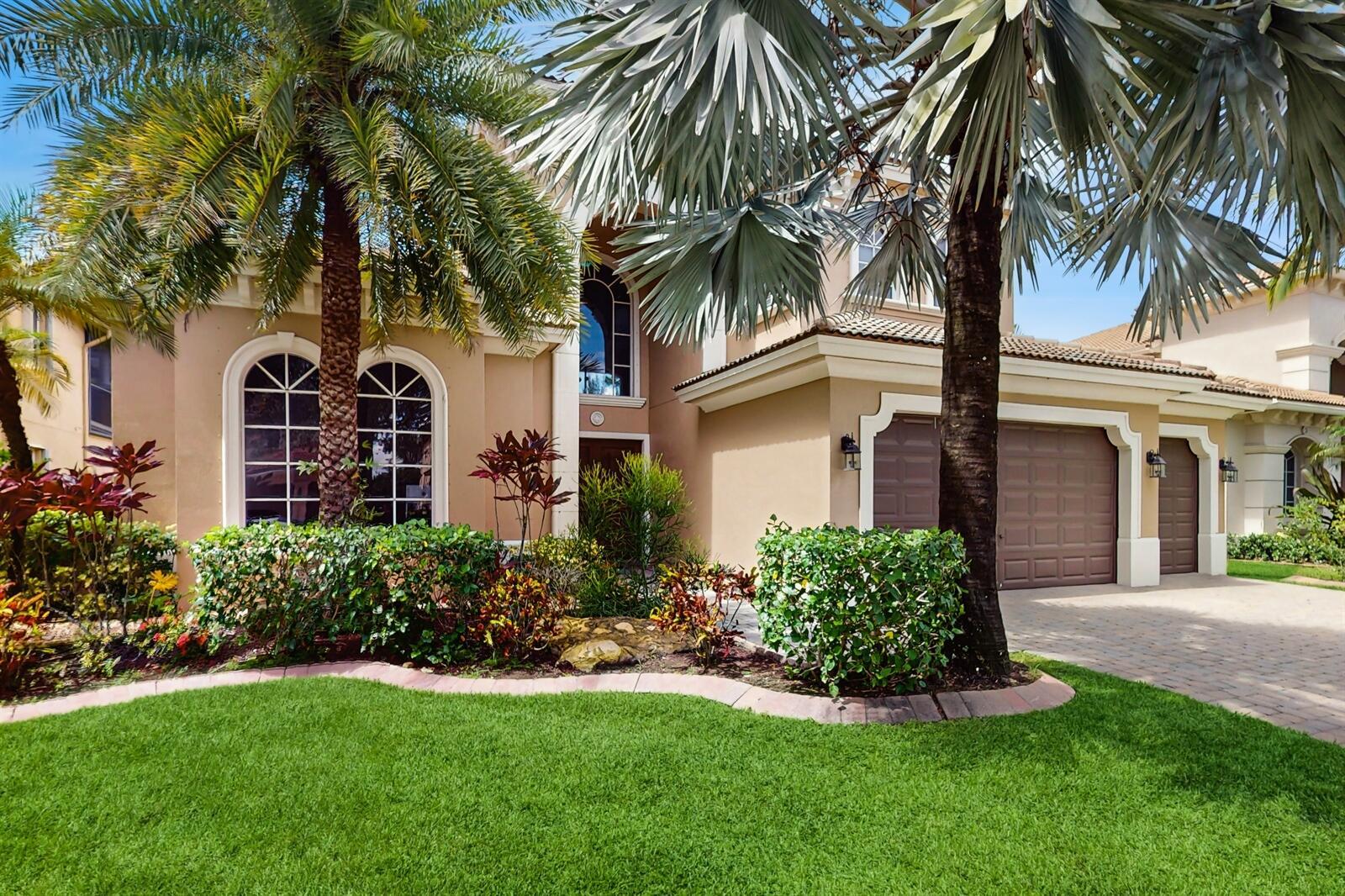 Homes for sale in West Palm Beach, FL | 544 Edgebrook Lane, West Palm Beach, FL 33411 | MLS# R11107396