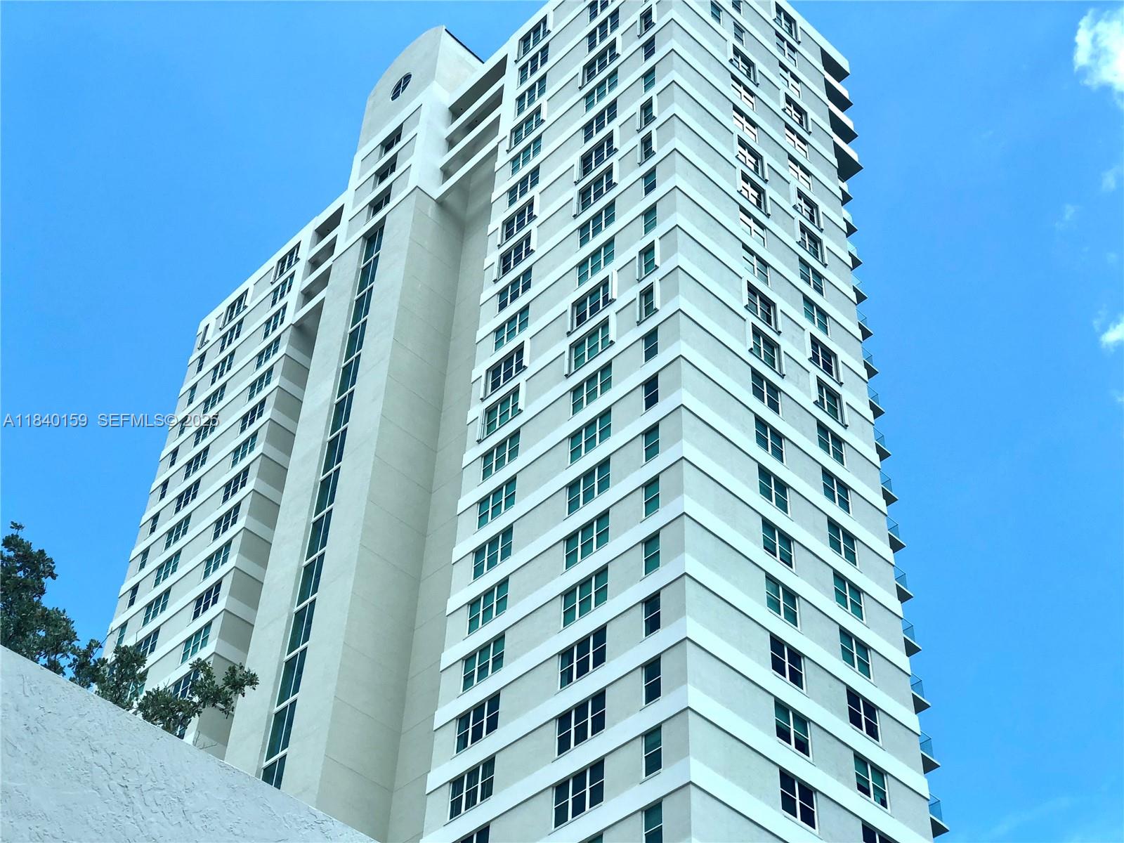 Condo for Rent in Miami, FL