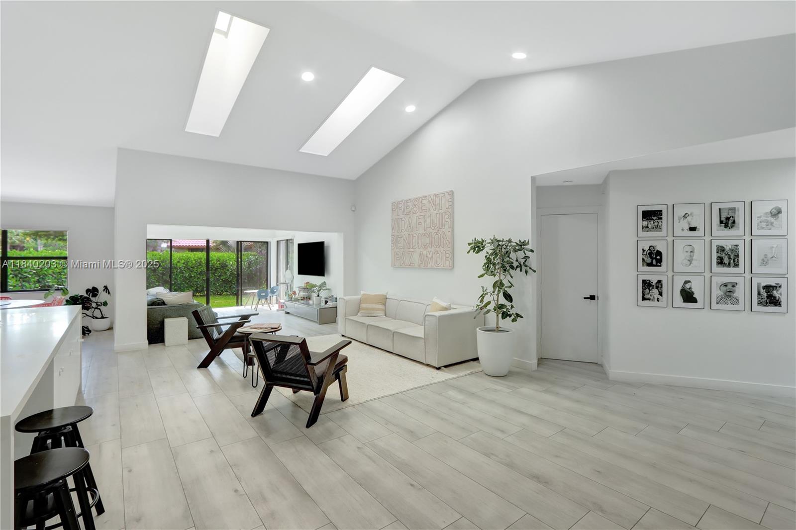 Homes for sale in Boca Raton, FL | 23273 Water Cir, Boca Raton, FL 33486 | MLS# A11840203