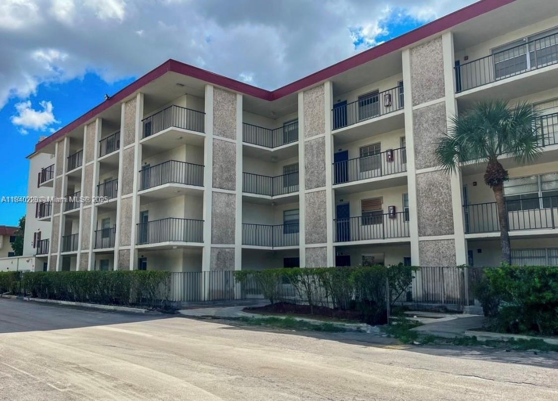 Cypress Chase Condo No 6