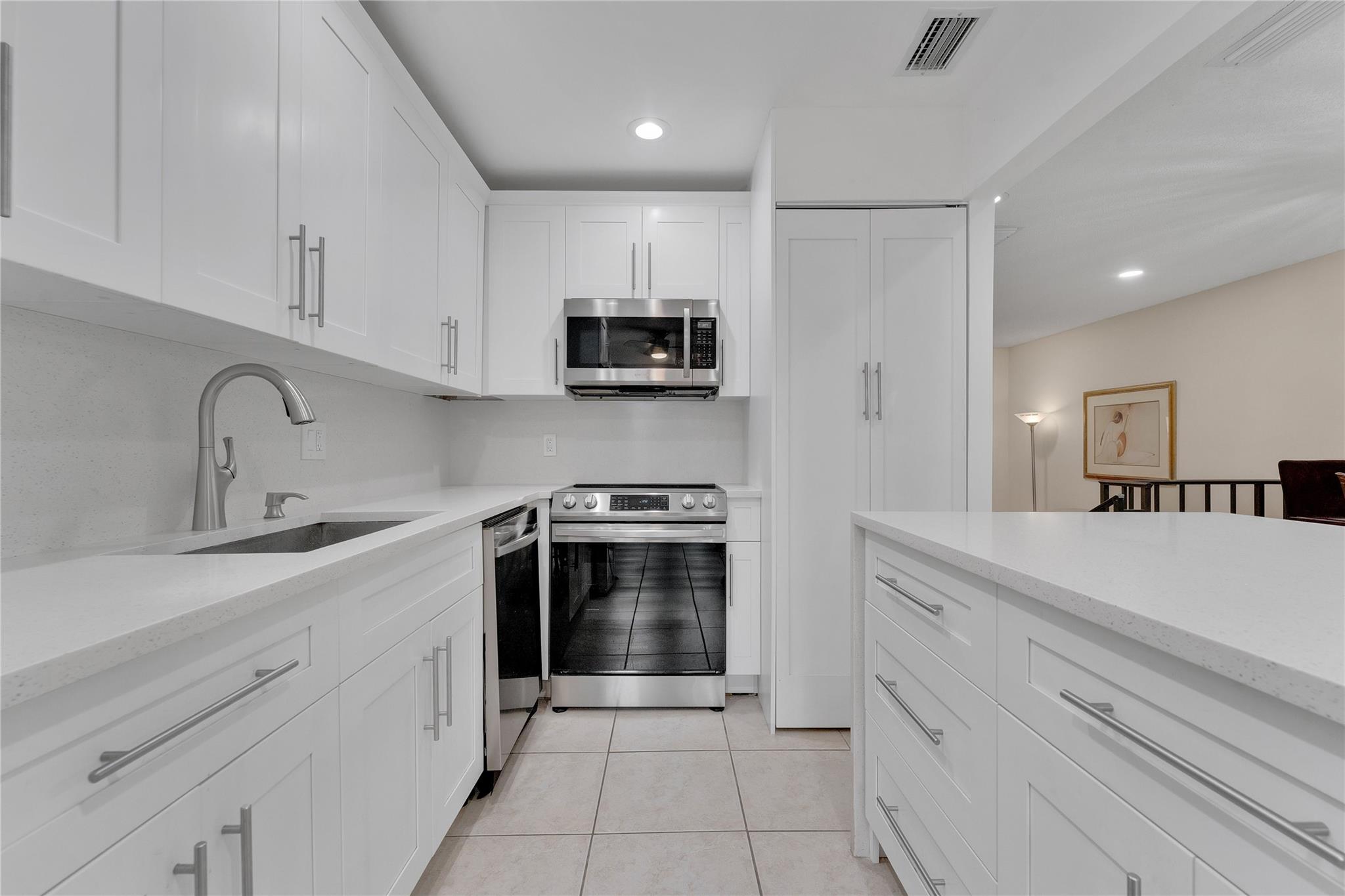 Homes for sale in Boca Raton, FL | 21386 Juego Cir #10C, Boca Raton, FL 33433 | MLS# F10513978