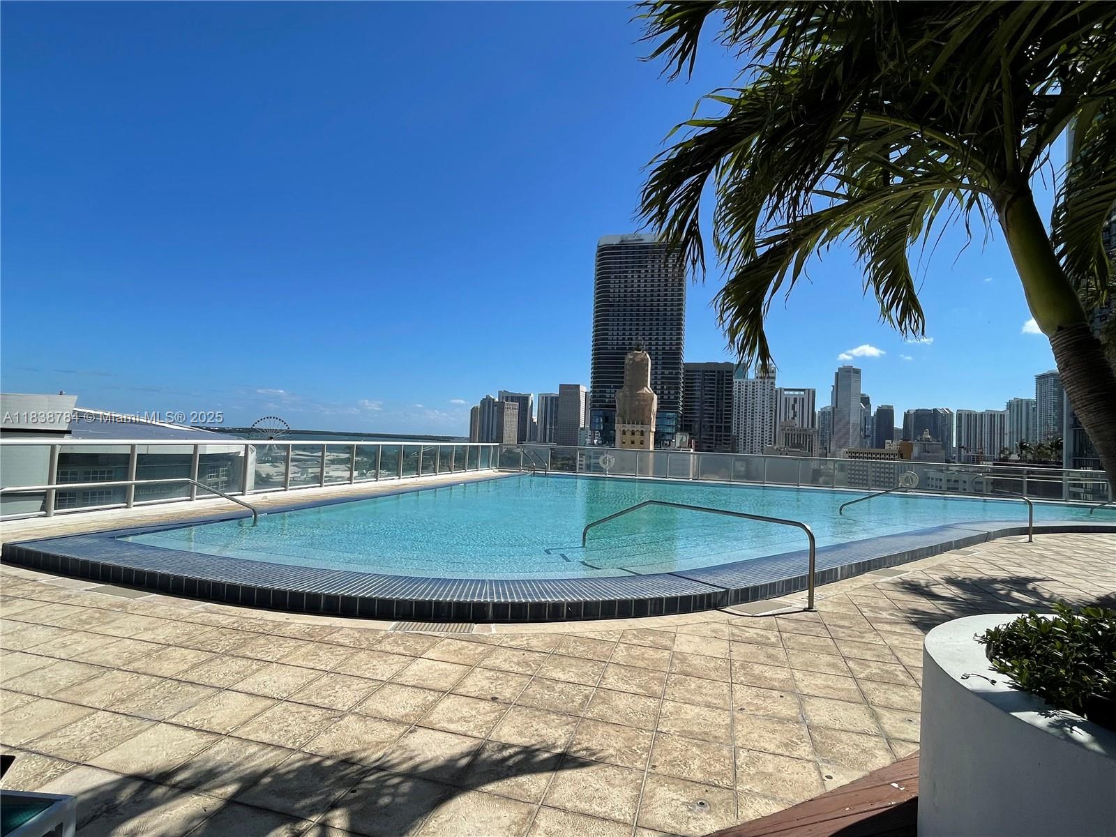 888 Biscayne Blvd #1907, Miami FL 33132