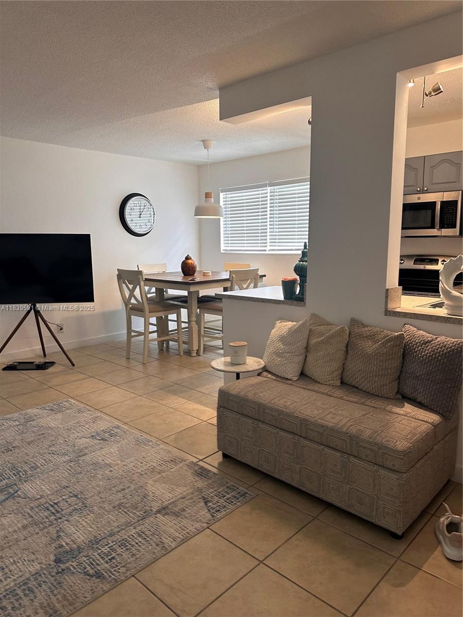 Lsolei At Hallandale Beac