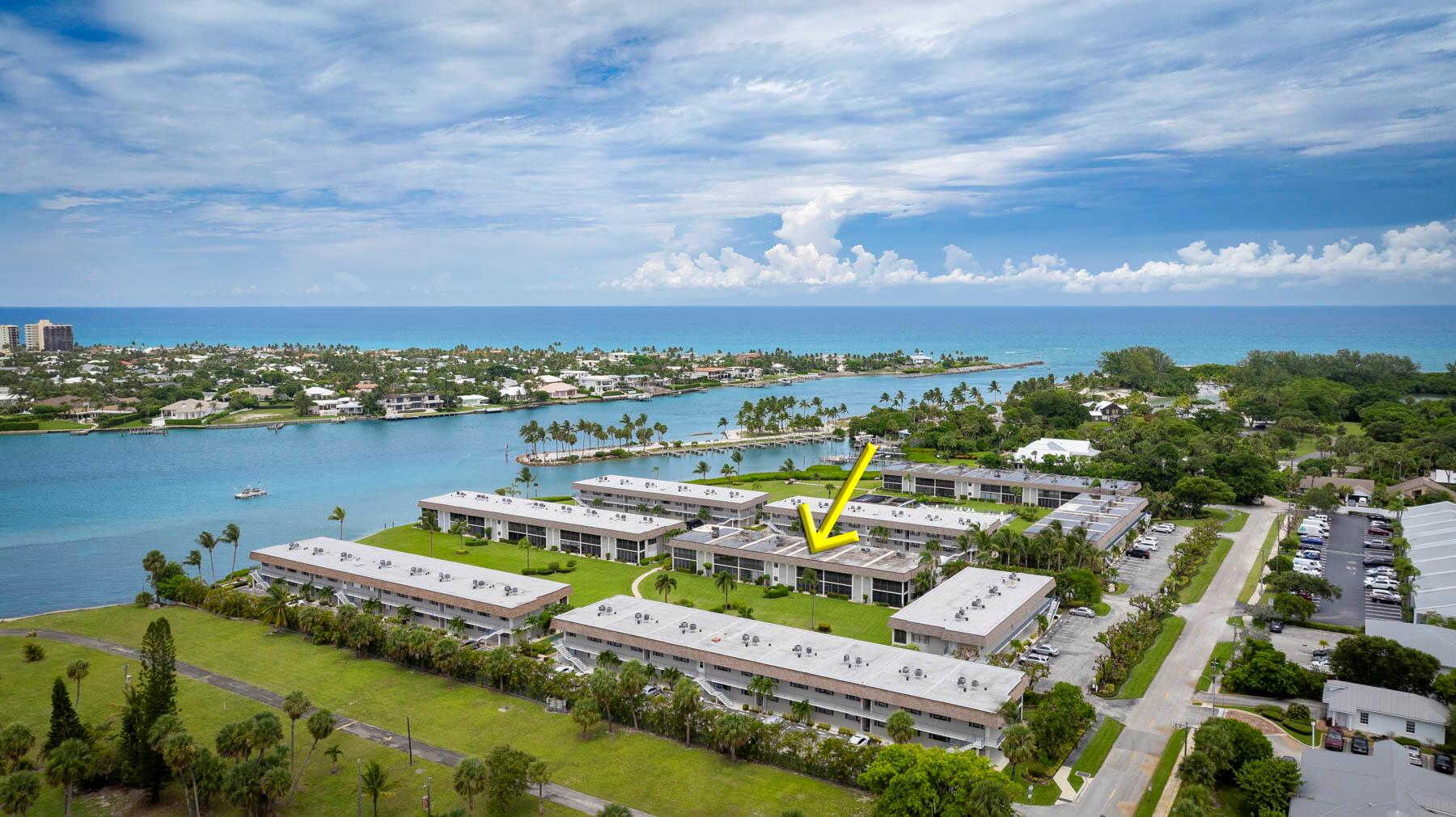 Homes for sale in Jupiter, FL | 755 Saturn Street #F203, Jupiter, FL 33477 | MLS# R11107503