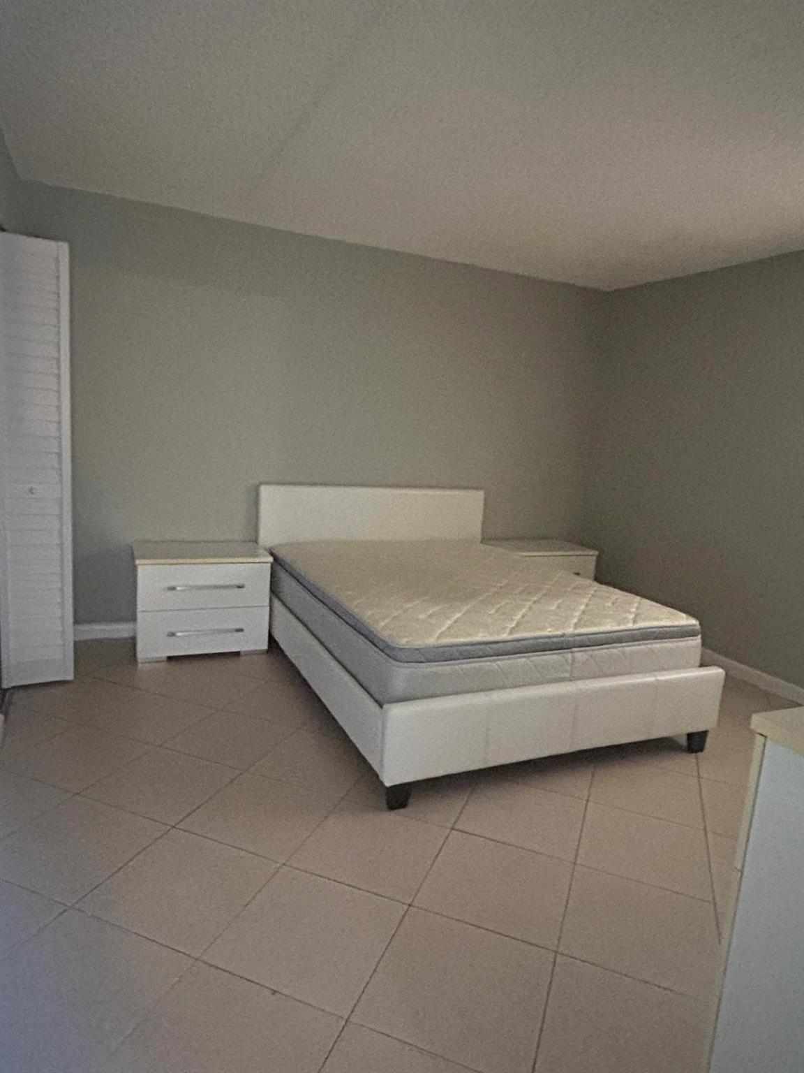 Olive Glen Villas 2 Condo