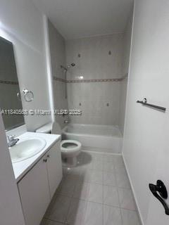 Designer master bathroom at 4906 Schooner Dr - Condo in Dania Beach