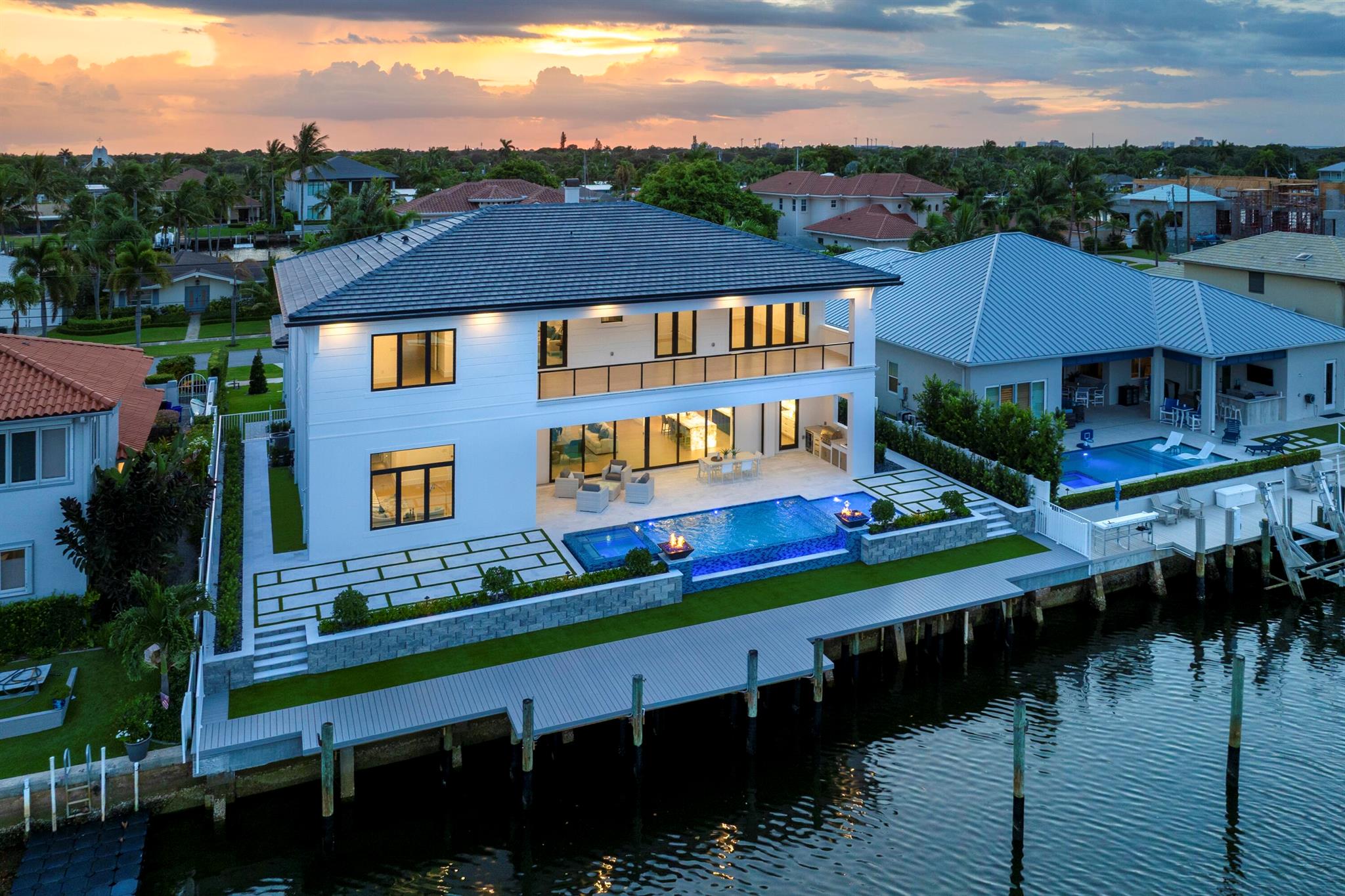 Homes for sale in North Palm Beach, FL | 748 Waterway Dr, North Palm Beach, FL 33408 | MLS# R11107579