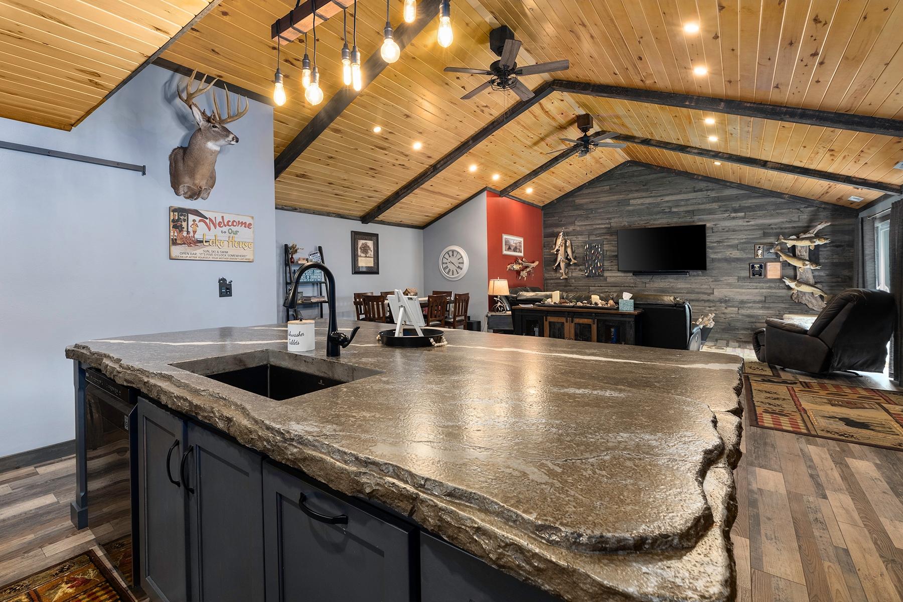 Lake Nokomis Property 2005 Reel Em In Rd Photo 2